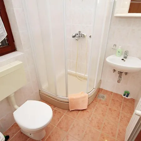 With Parking Space - Diklo, - 5908 Apartment Zadar