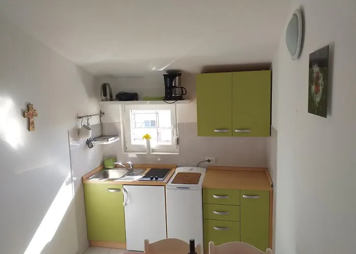 شقة With Parking Space - Diklo, - 5908